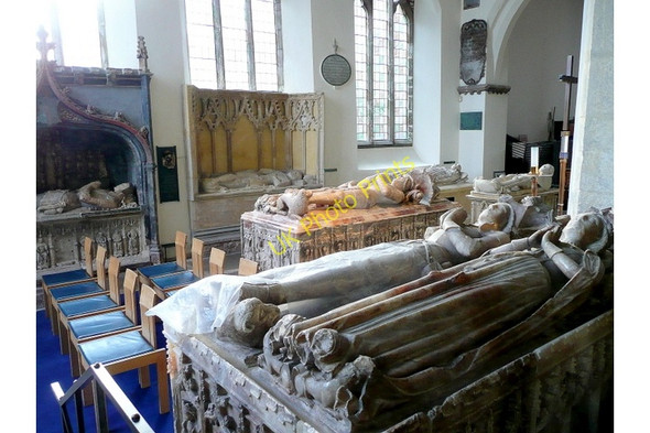 Photo 6"x4" St. Mary's Priory church, Abergavenny - marble figures Abergavenny\/Y Fenni c2009