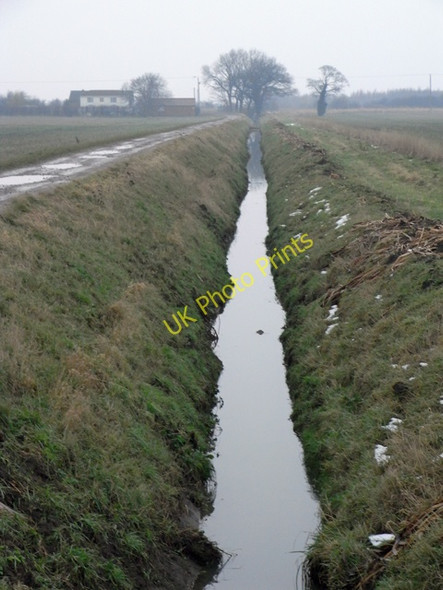 Photo 6"x4" Drain near New Holland New Holland\/TA0823 c2010