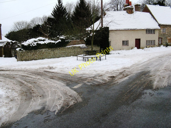 Photo 6"x4" Hexagonal seat on Church Hill Slindon Slindon\/SU9608 c2010