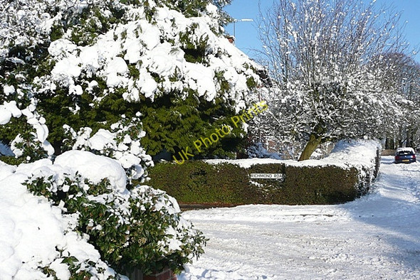 Photo 6"x4" Junction of Vyne Road and Richmond Road Basingstoke c2010