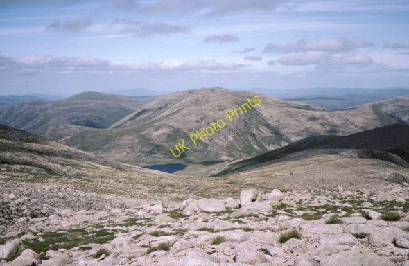 Photo 6"x4" The eastern slopes of Beinn MacDuibh Ben Macdui\/Beinn MacDuibh c1988