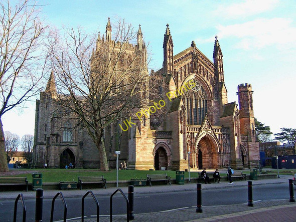 Photo 6"x4" Hereford Cathedral (seen from Broad Street) Hereford c2010