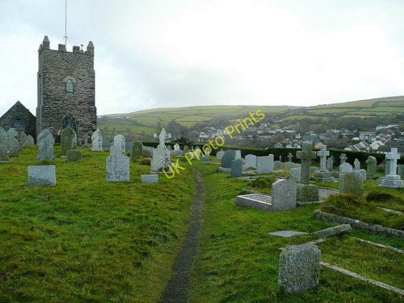Photo 6"x4" Hilltop churchyard of St. Symphorian's Boscastle c2010