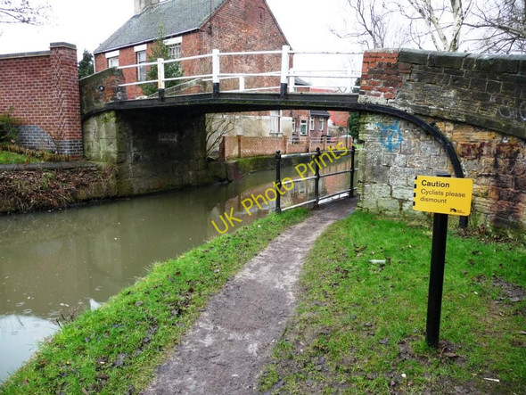 Photo 6"x4" Warning to cyclists, Mill Lane bridge, Erewash Canal Stapleford\/SK5037 c2010