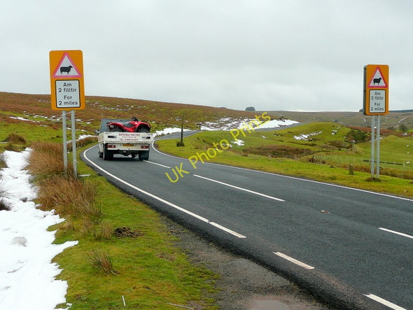 Photo 6"x4" B4520 on the Mynydd Epynt 2 Maesmynis c2010