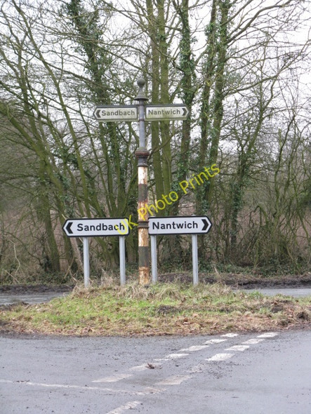 Photo 6"x4" Contrasting Signpost Styles, Dragon's Lane Crossroads Moston\/SJ7261 c2010