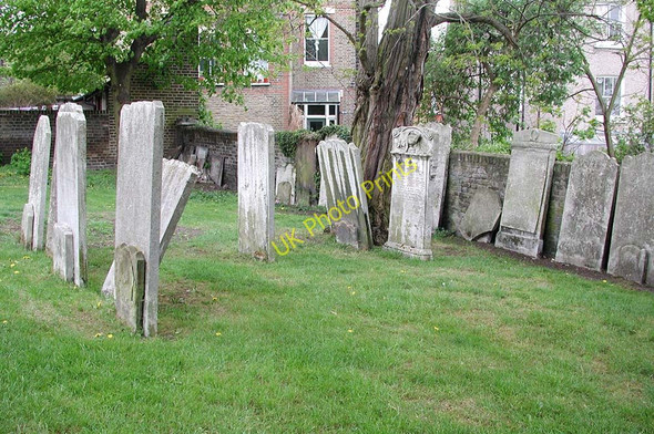 Photo 6"x4" St Paul, Rectory Grove, London SW4 - Churchyard Battersea c2003 P2