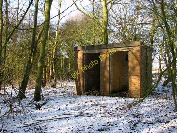Photo 6"x4" Decommissioned airfield building Hedenham c2010