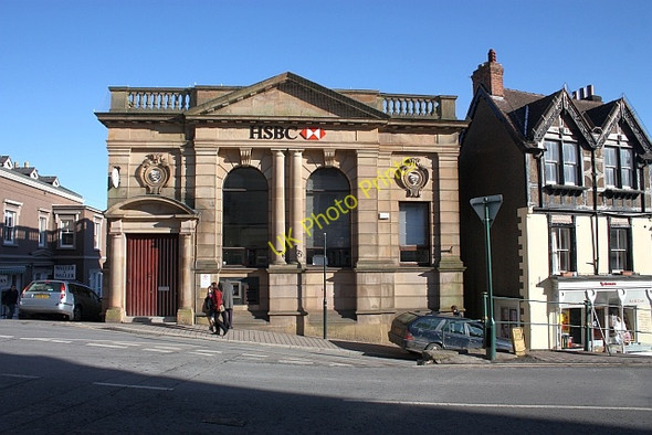 Photo 6"x4" HSBC bank Great Malvern c2010