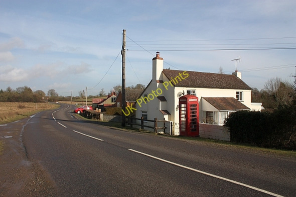 Photo 6"x4" Coombegreen Common telephone kiosk Birts Street c2010