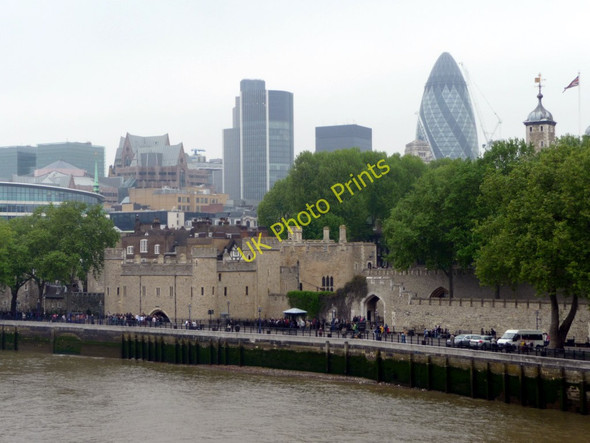 Photo 6"x4" London skyline London c2009