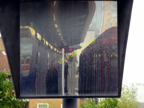 Photo 6"x4" Canary Wharf Reflection, Isle of Dogs Poplar\/TQ3780 c2009 P1