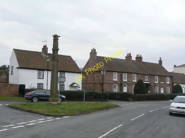 Photo 6"x4" The Cottage, and Manor Cottage and Flats Aldborough\/SE4066 c2010