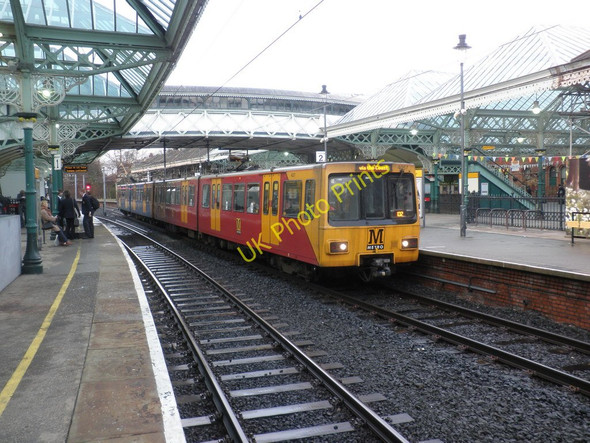 Photo 6"x4" Tynemouth Metro Station Tynemouth c2010