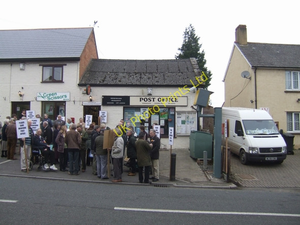 Photo 6"x4" Mudford Post Office Mudford c2008