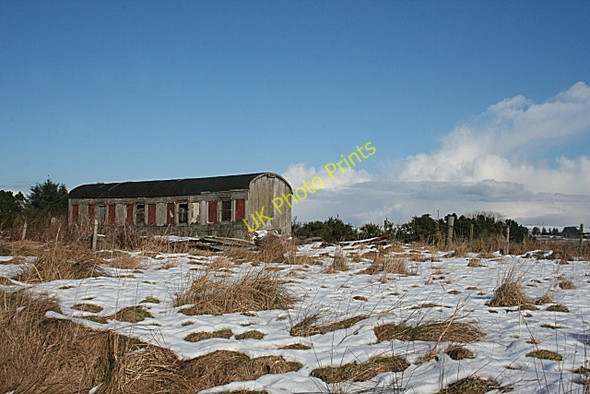 Photo 6"x4" Recycled Railway Carriage Finnygaud c2010