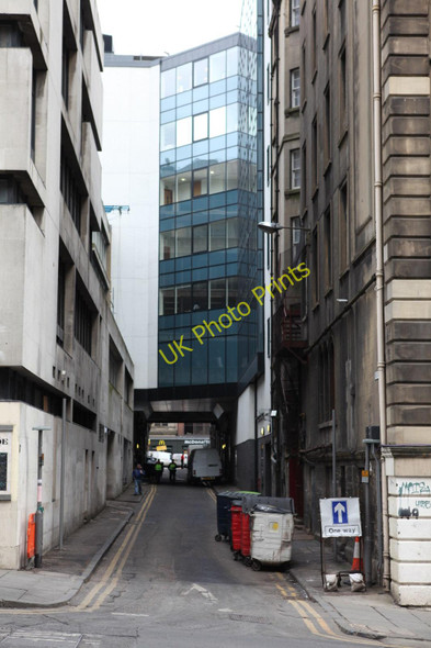 Photo 6"x4" Old and New in Edinburgh City Centre Edinburgh c2010