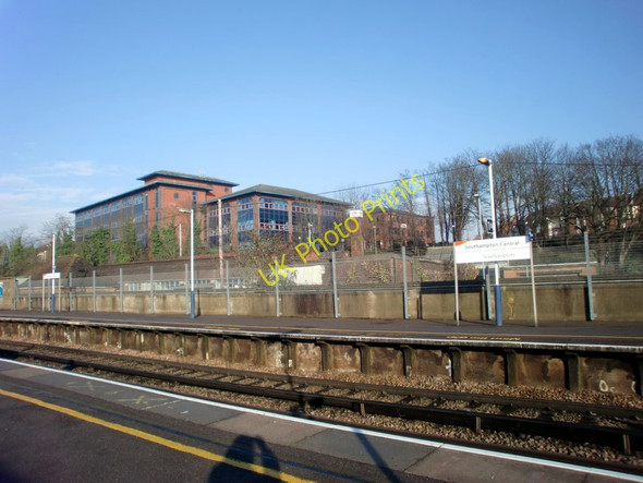Photo 6"x4" Southampton Central Railway Station Southampton c2010