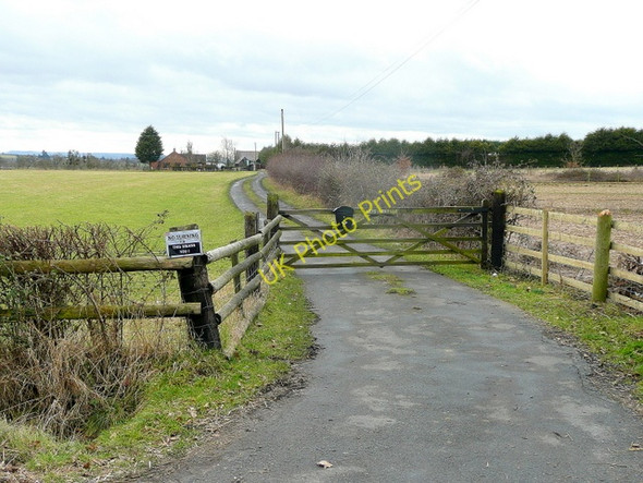 Photo 6"x4" Track to Leys Barn Harvington\/SP0549 c2010