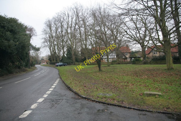 Photo 6"x4" Thame road through Warborough Warborough c2010
