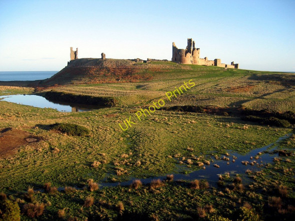 Photo 6"x4" Dunstanburgh Castle Craster c2004