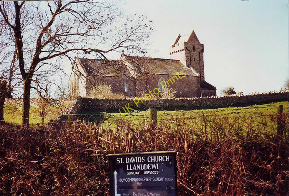 Photo 6"x4" St. David's, Llandewi, Pembrokeshire Burry c1995
