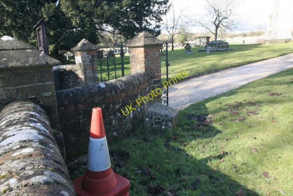 Photo 6"x4" Other side of the wall Compton\/SU5280 c2010