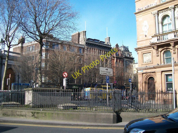 Photo 6"x4" The corner of College Street and Westmoreland Street Dublin\/O1534 c2010