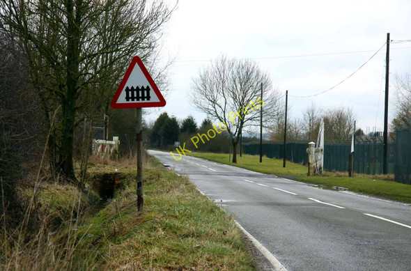 Photo 6"x4" Level crossing on the military railway at Arncott Upper Arncott c2010