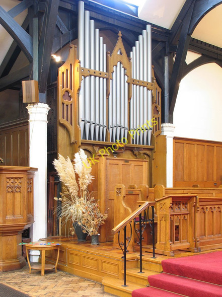 Photo 6"x4" St Gabriel, Havant Road, Walthamstow, London E17 - Organ Walthamstow c2004