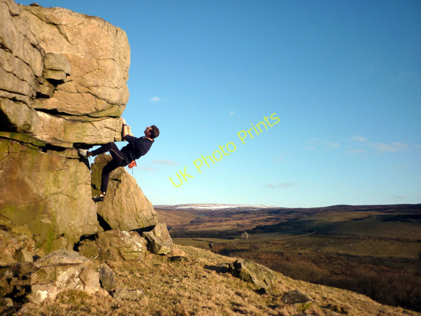 Photo 6"x4" Bouldering at Little Cragg Crossgill\/SD5562 c2010