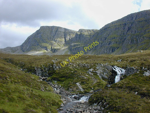 Photo 6"x4" Streams meeting in Gleann na Sguaib Meall nan Ceapraichean c2002
