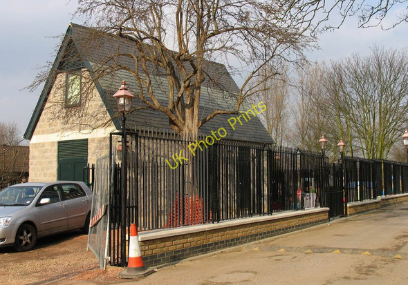 Photo 6"x4" St George, Castle Way, Hanworth - Church hall Feltham\/TQ1073 c2005