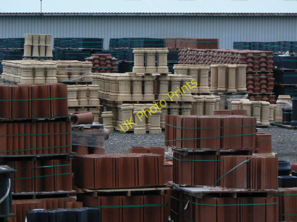 Photo 6"x4" Chimney pots Measham c2010