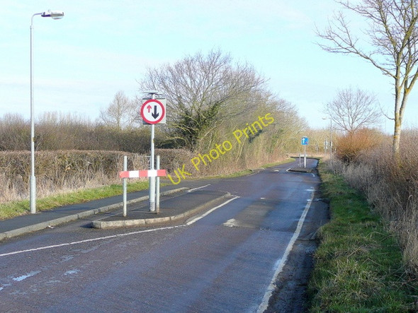 Photo 6"x4" Traffic calming South Marston c2010
