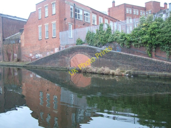 Photo 6"x4" Bricked up bridge by Birmingham to Wolverhampton canal Ladywood\/SP0586 c2010