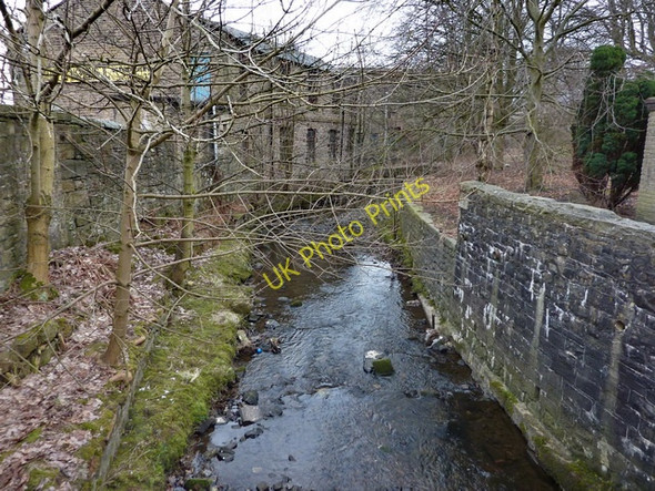 Photo 6"x4" Sabden Brook from Watt Street Sabden c2010