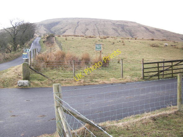 Photo 6"x4" Driveway to Wolfen Hall Chipping\/SD6243 c2010