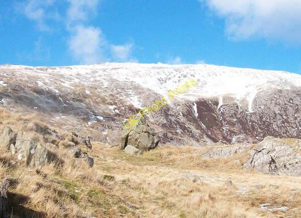 Photo 6"x4" A glacial erratic viewed against Glyder Fawr Gwastadnant c2010