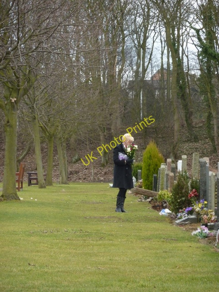 Photo 6"x4" Hillend Cemetery Hillend\/NT1483 c2010