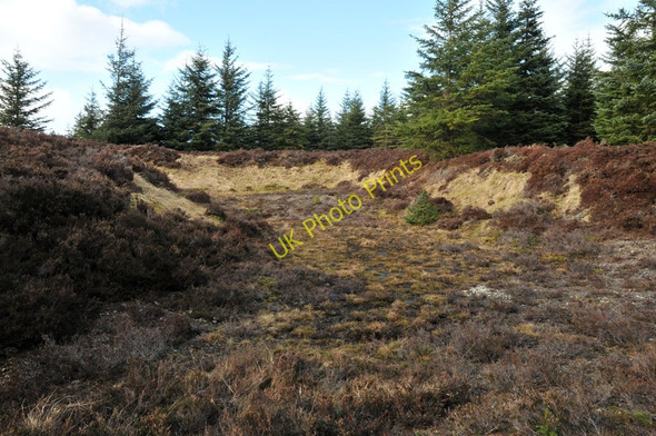 Photo 6"x4" Abandoned small gravel pit near Wester Cudrish Ardendrain c2010