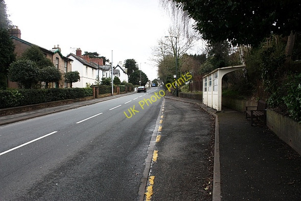 Photo 6"x4" Bus shelter on the Wells Road Malvern Wells c2010