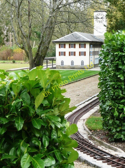 Photo 6"x4" Railway in Bolney Court Henley-on-Thames c2008