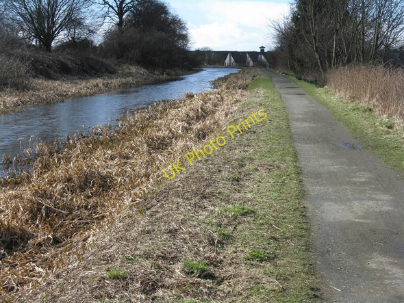 Photo 6"x4" Looking west along the Union Canal Linlithgow c2010