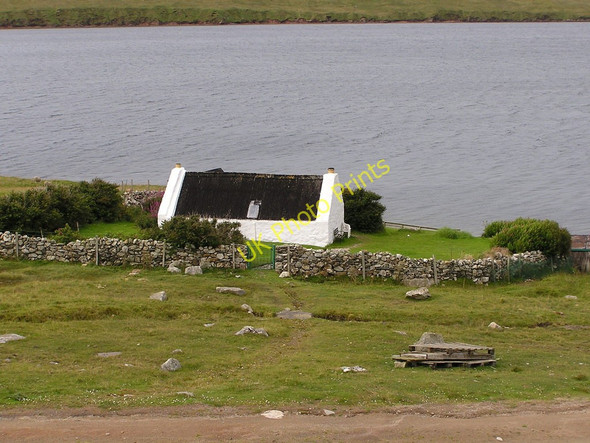 Photo 6"x4" Small cottage at Sandsound Voe Omunsgarth c2007