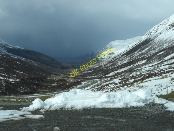 Photo 6"x4" Stormy prospect in Glen Docherty Creag Bhuidhe\/NH0659 c2010