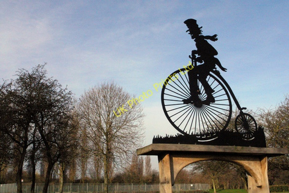 Photo 6"x4" The Penny Farthing Seat, Manor Farm recreation Ground Long Eaton c2008