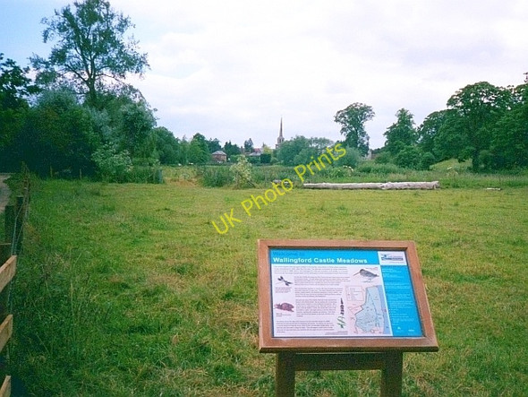 Photo 6"x4" Information board, Wallingford Castle Meadows Wallingford c2005