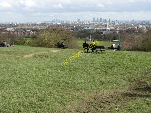 Photo 6"x4" Parliament Hill - admiring the view Hampstead\/TQ2685 c2010