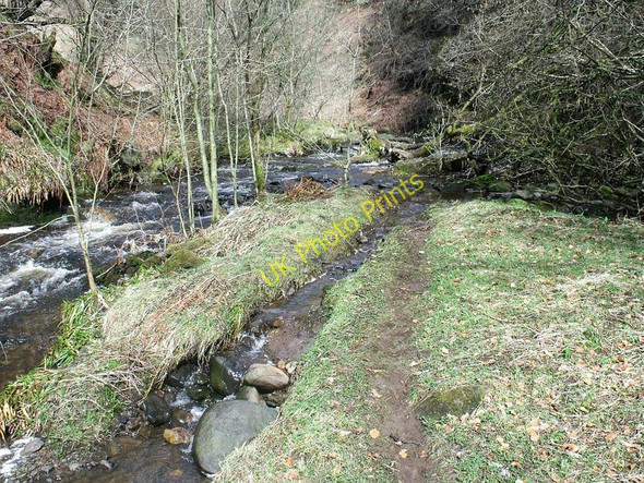 Photo 6"x4" Spate channel, Garrel Burn Kilsyth c2010